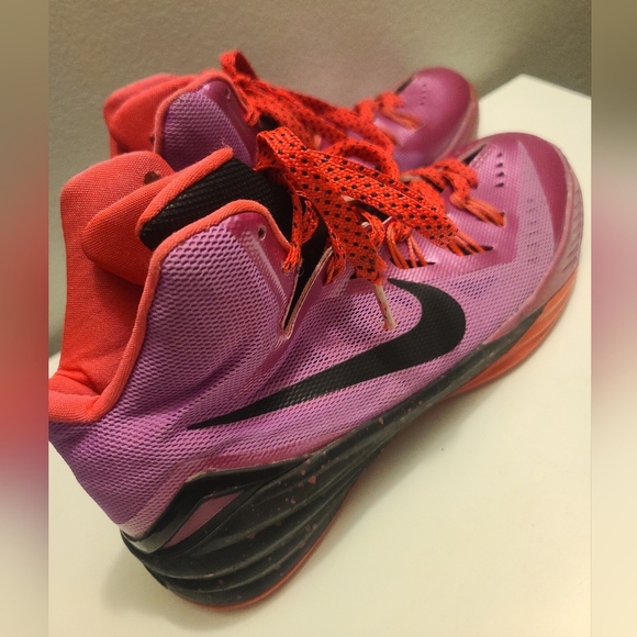 Nike hyperdunk high top athletic sneakers - Picture 6 of 10